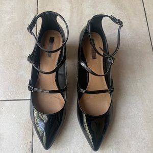 Tahari heels for sale still new shoes only been used once